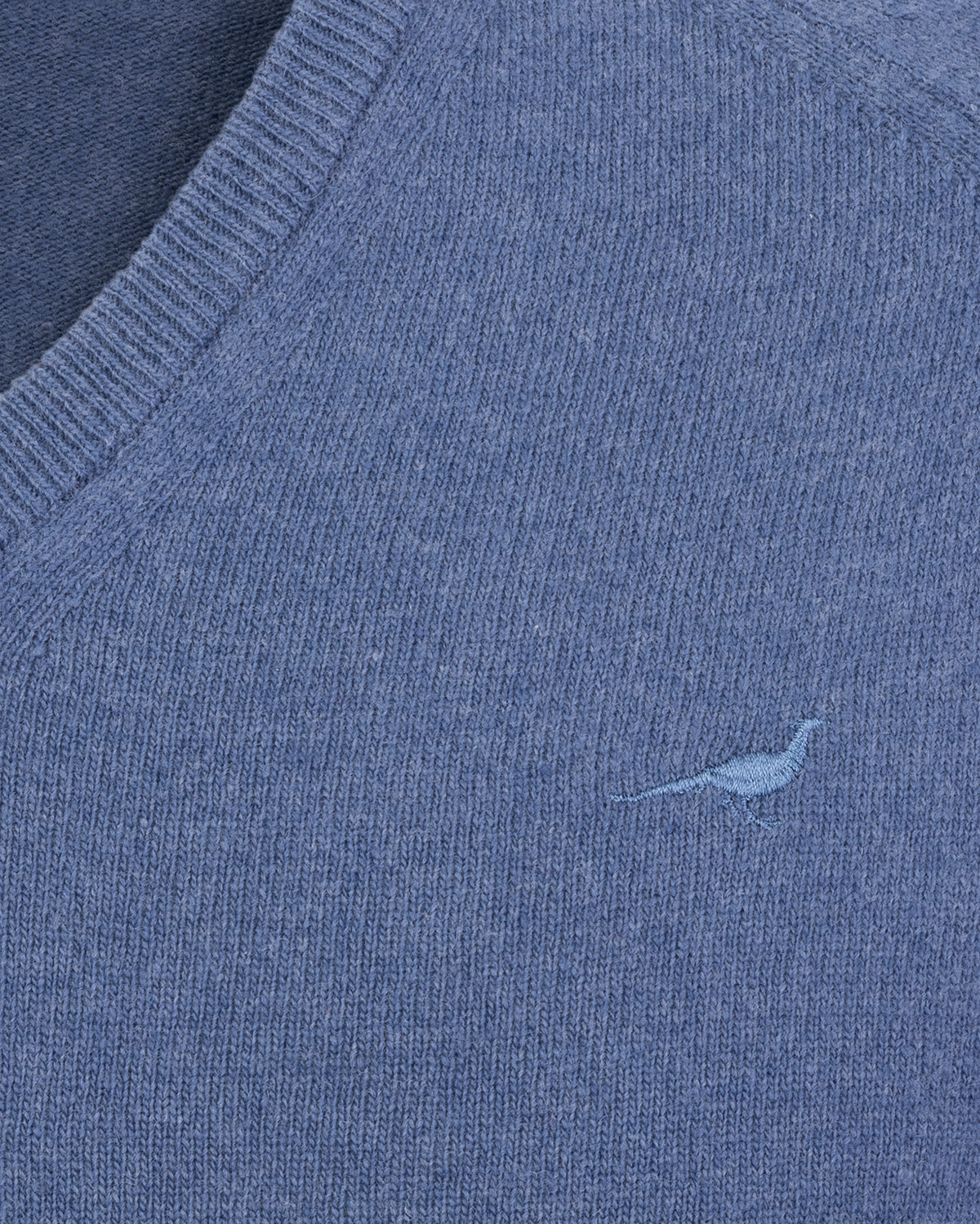 Trent V-neck Lambswool Sweater - Loch blue